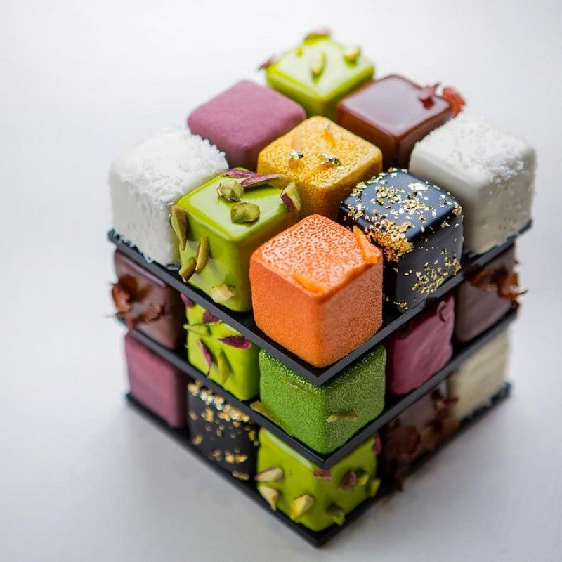 Astroplastic Espositore a 4 Alzate in Plexiglass per Cupcake, Muffin, Biscotti e Torta Cubo di Rubik | Smontabile