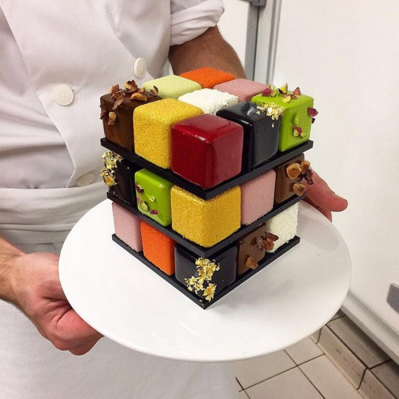 Astroplastic Espositore a 4 Alzate in Plexiglass per Cupcake, Muffin, Biscotti e Torta Cubo di Rubik | Smontabile