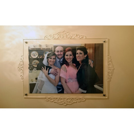 Cornice Porta Foto e Poster in Plexiglass Trasparente da Parete – Formato 60x40 cm